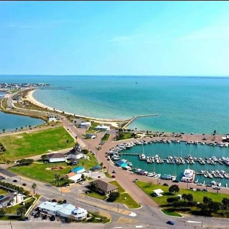 Coastal Bungalow Рокпорт Екстериор снимка